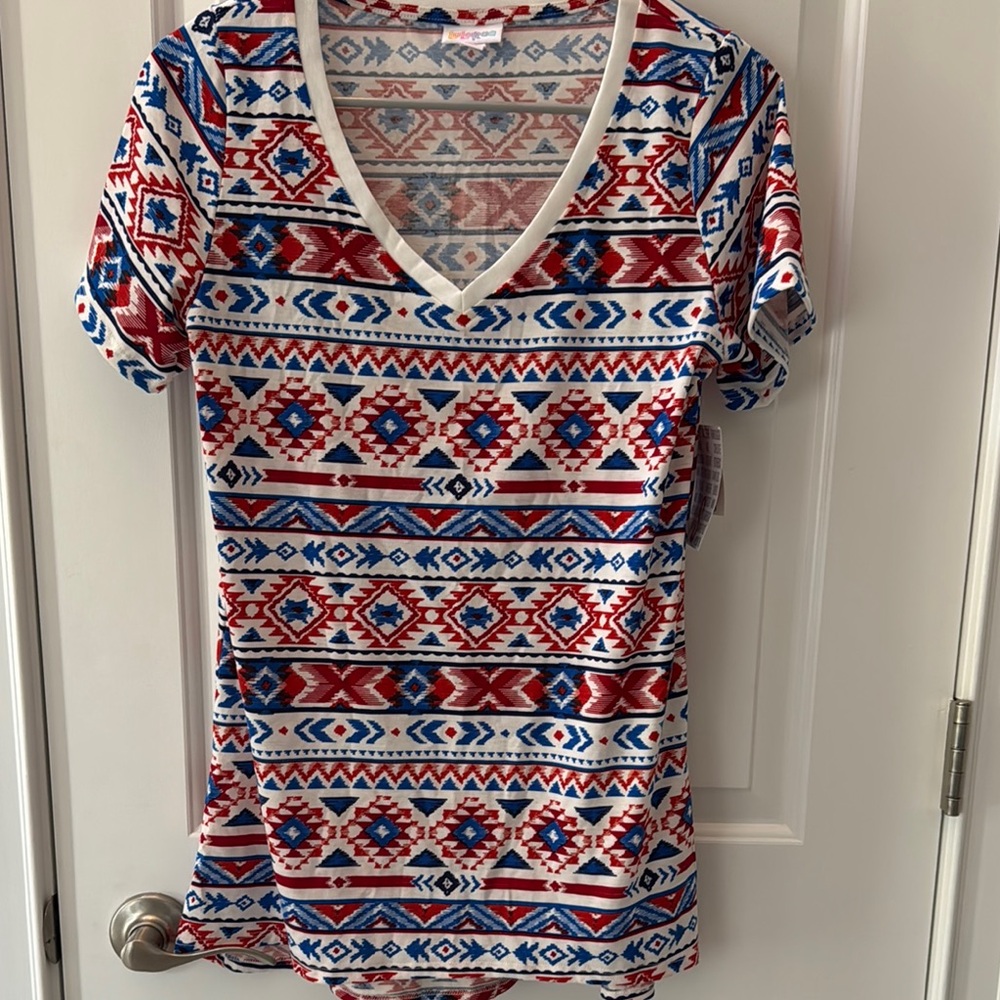 Small Women’s Aztec print red white and blue V-neck shirt